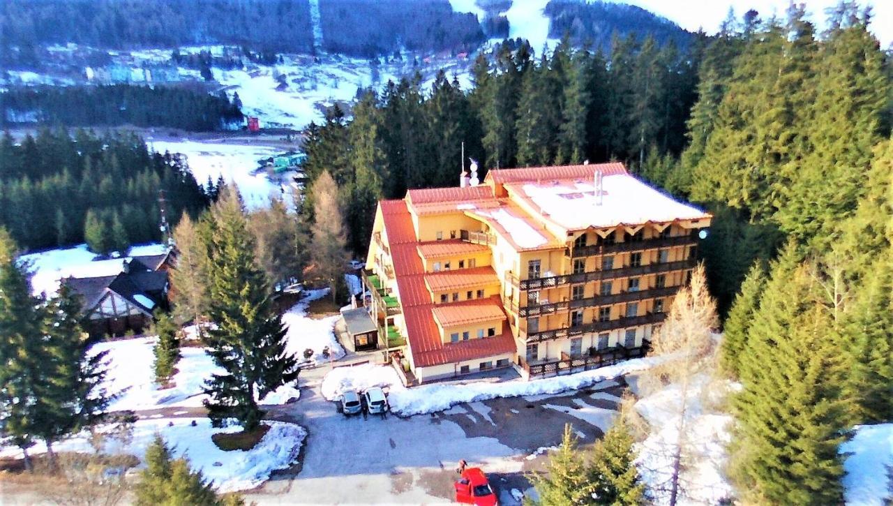 Apartmán&štúdio Tyrkys Spiežovec Donovaly Exterior foto